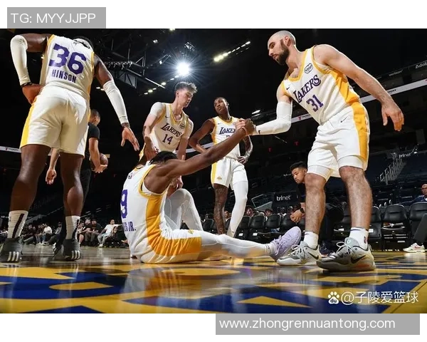 10月7日热火与湖人精彩对决全场比赛录像回顾与精彩瞬间分析