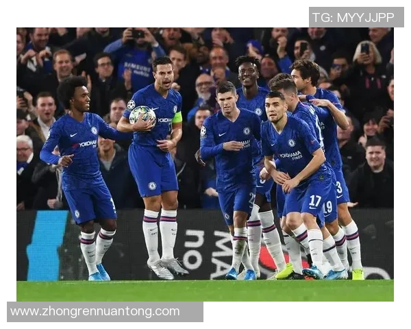 2019年欧冠杯阿贾克斯与切尔西的激烈对决回顾与分析